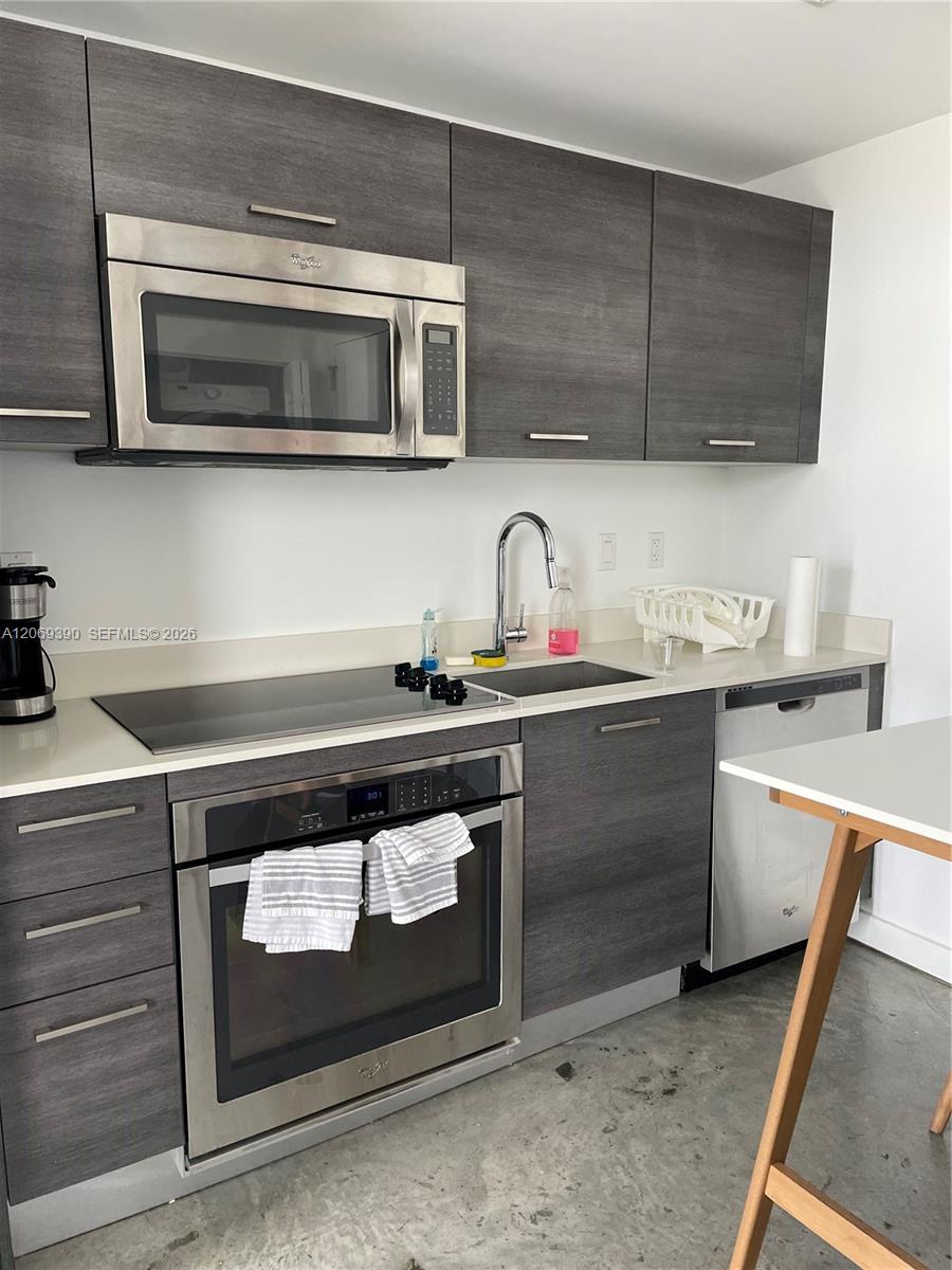 151 SE 1st St # 3004 — Photo 5