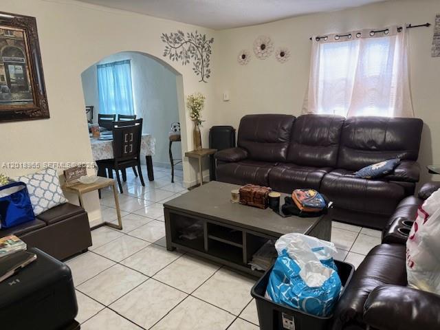 5328 SW 18TH ST, Hollywood FL 33023