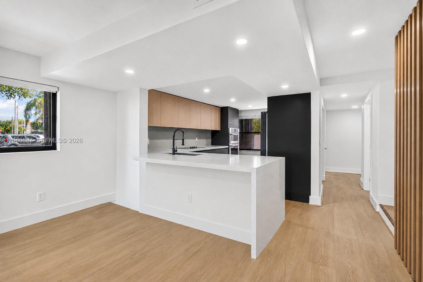 10046 NW 41st St # 4 — Photo 3