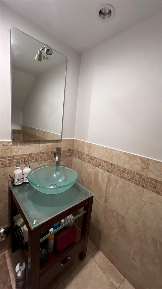 1990 SW 121st Ct # 236 — Photo 4