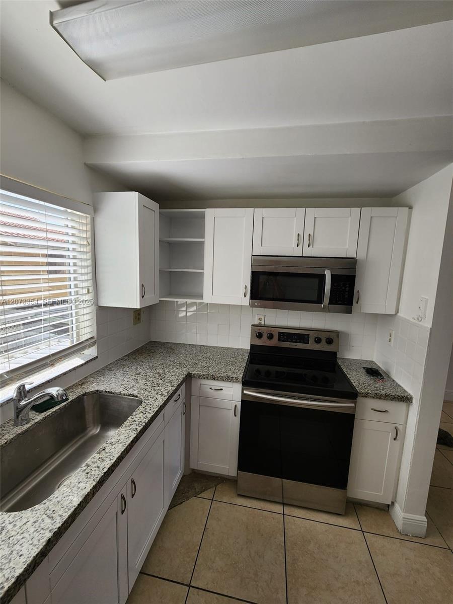 2770 W 61st Pl # 202 — Photo 2