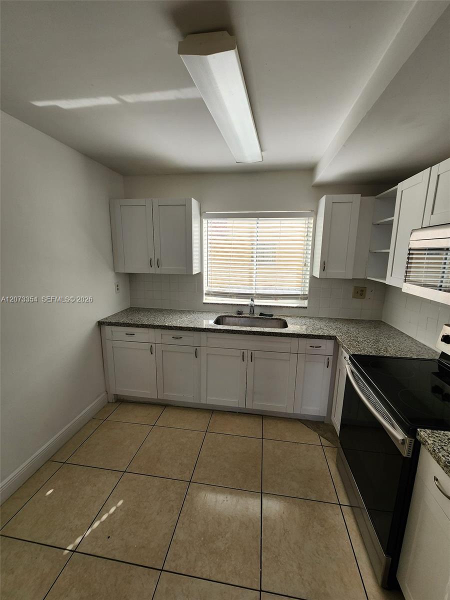 2770 W 61st Pl # 202 — Photo 3