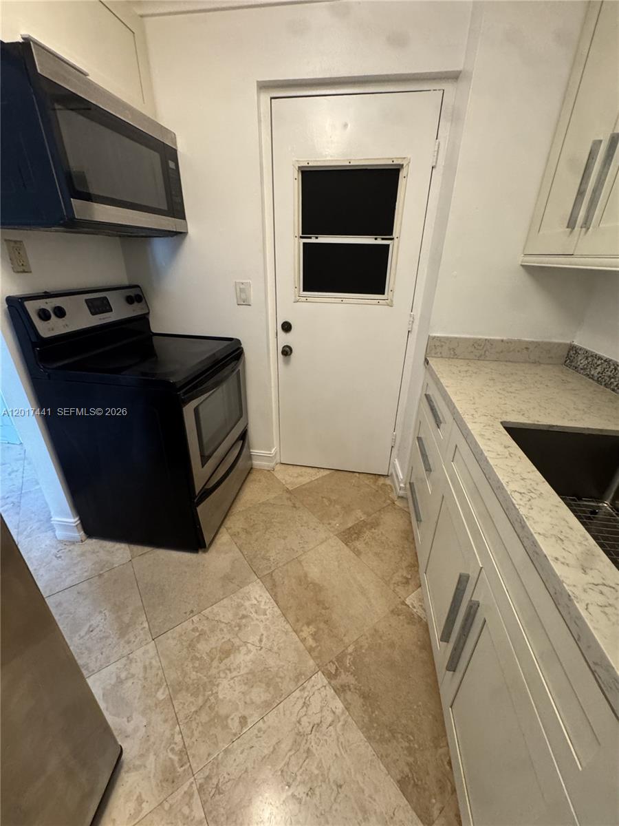 1407 NE 56th St # 316, Fort Lauderdale FL 33334