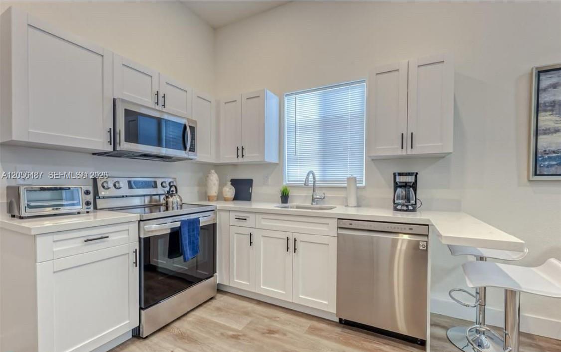 830 SE 14th St # 1, Fort Lauderdale FL 33316