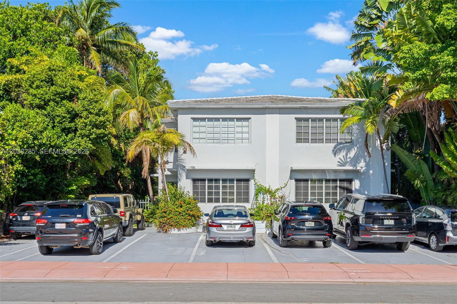 840 Lenox Ave # 3, Miami Beach FL 33139
