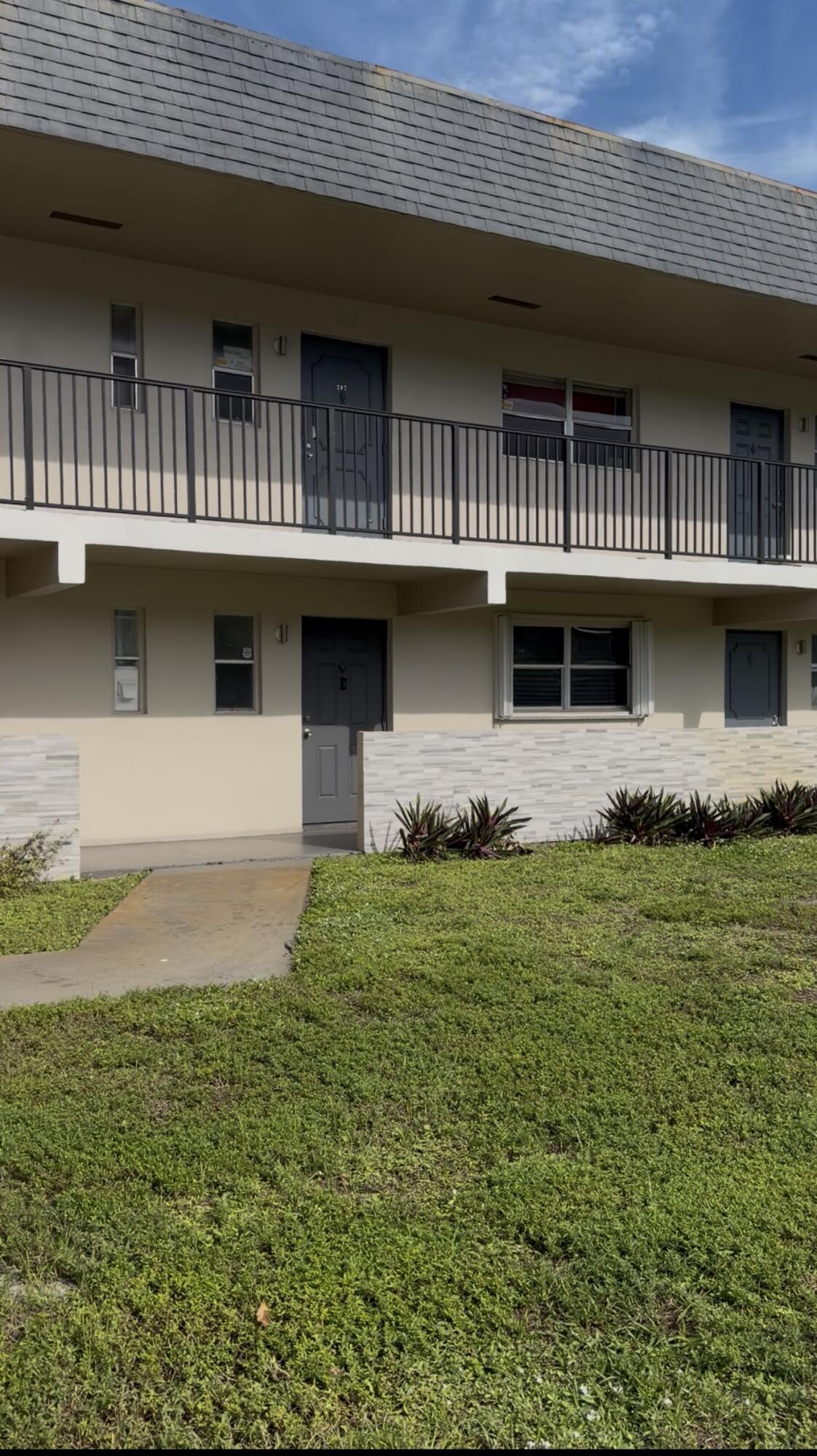 8001 Fairview Drive # 106, Tamarac FL 33321