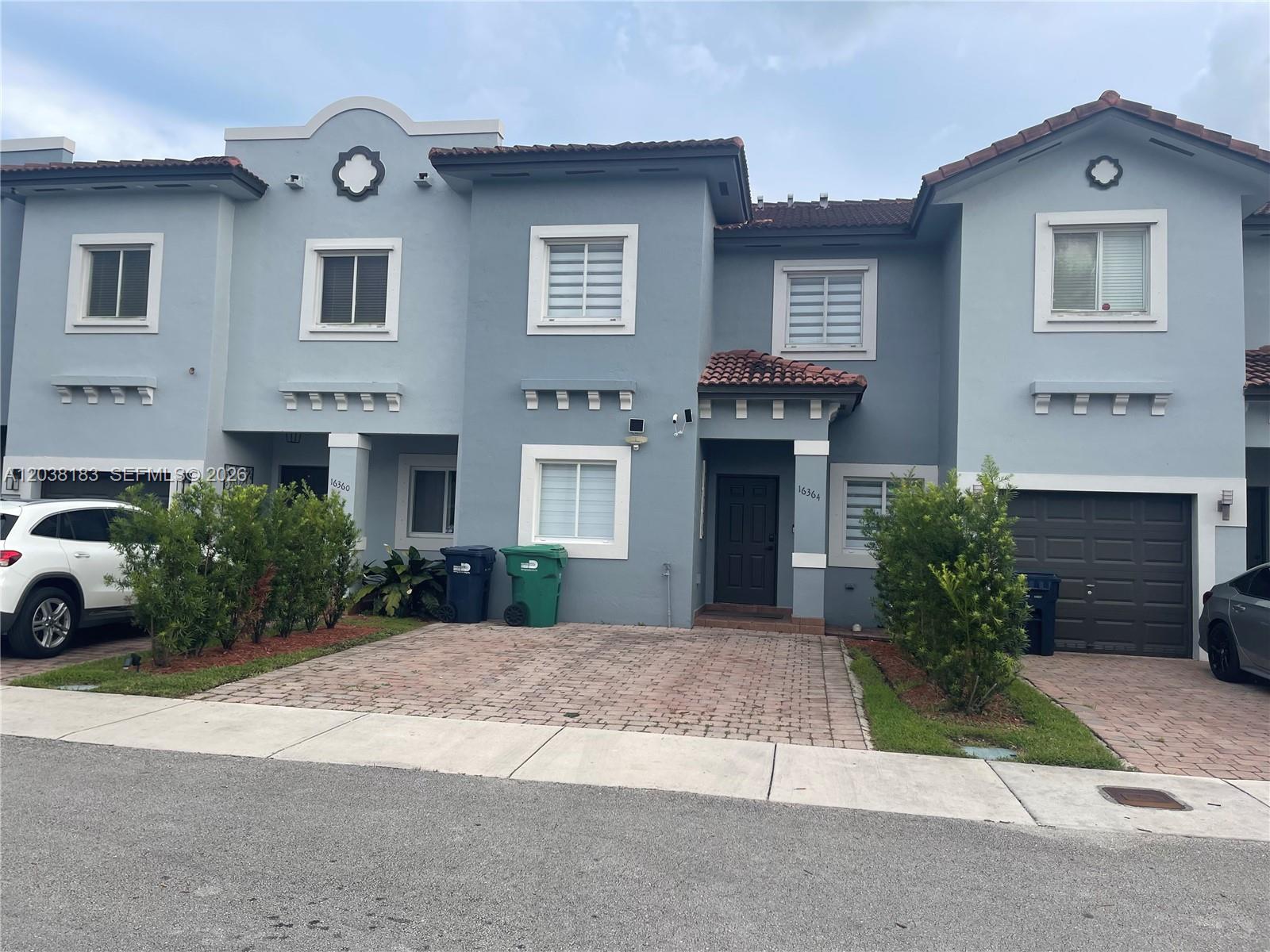 16364 SW 44th Way, Miami FL 33185