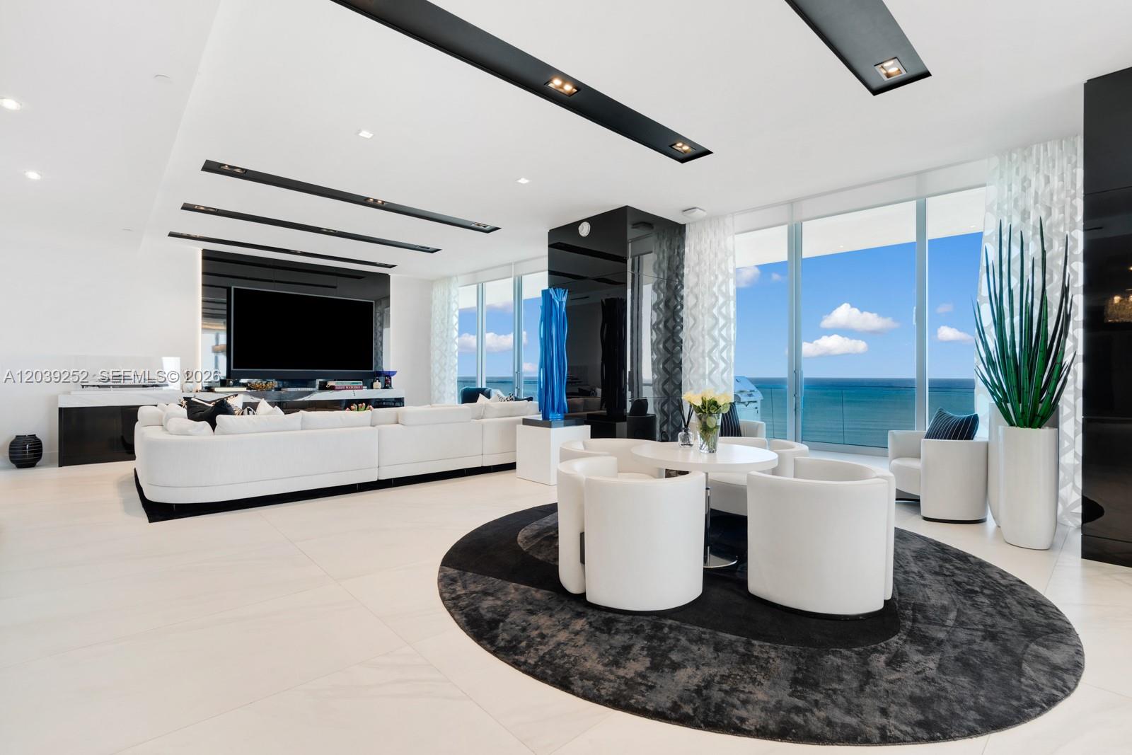 18501 Collins Ave # 2304 — Photo 4