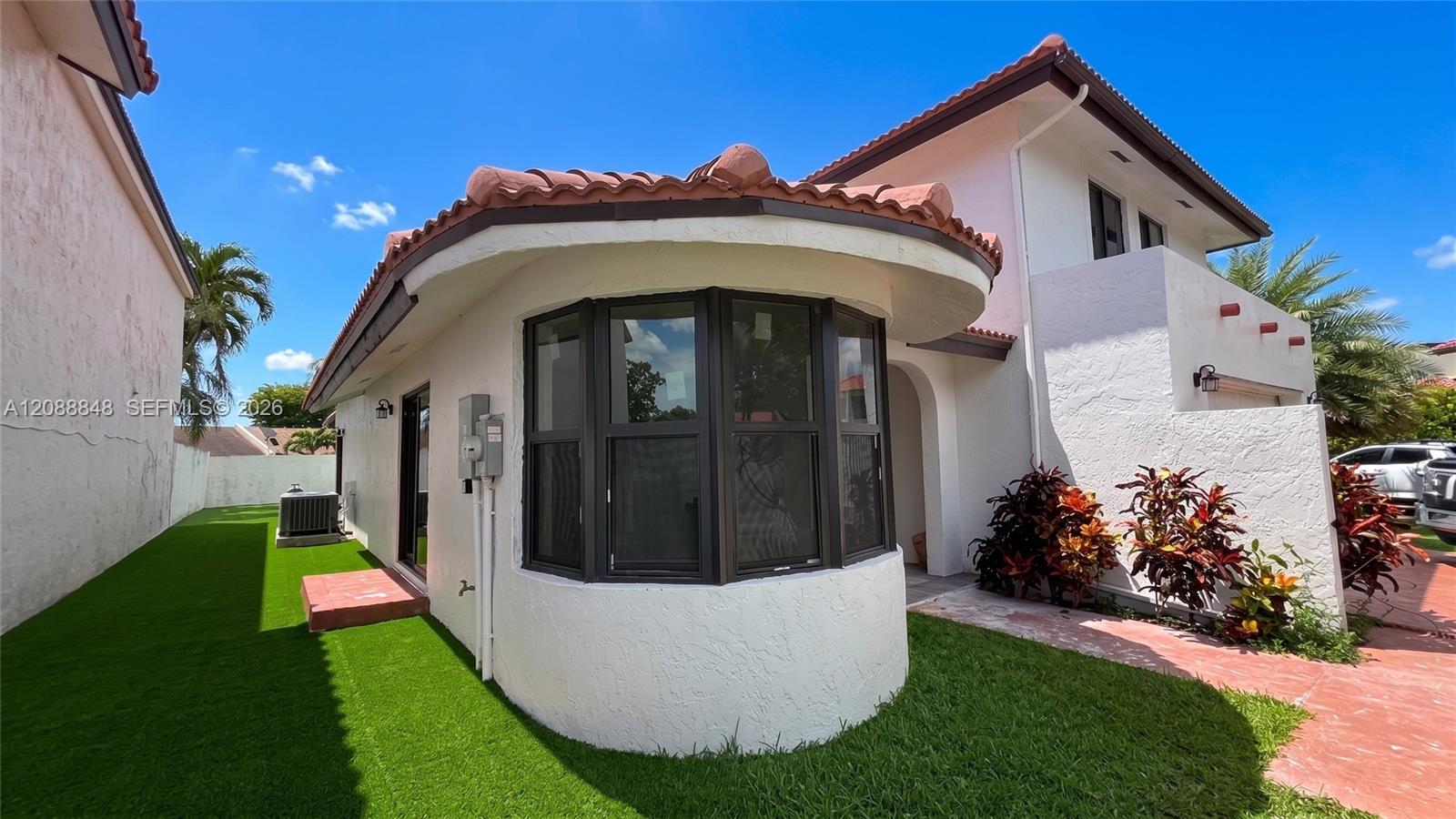 11822 SW 108th Ter — Photo 4
