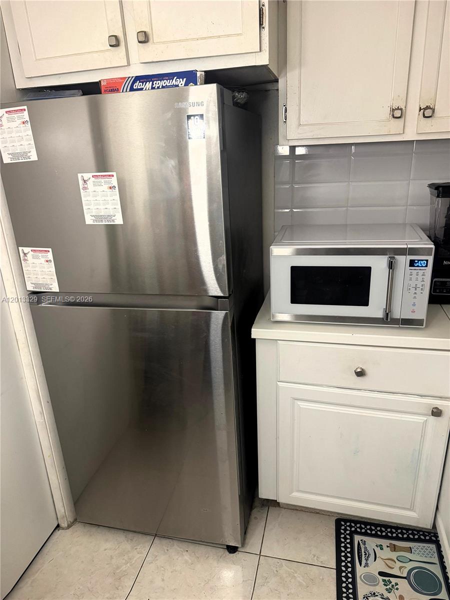 3740 Inverrary Dr # 2B — Photo 5