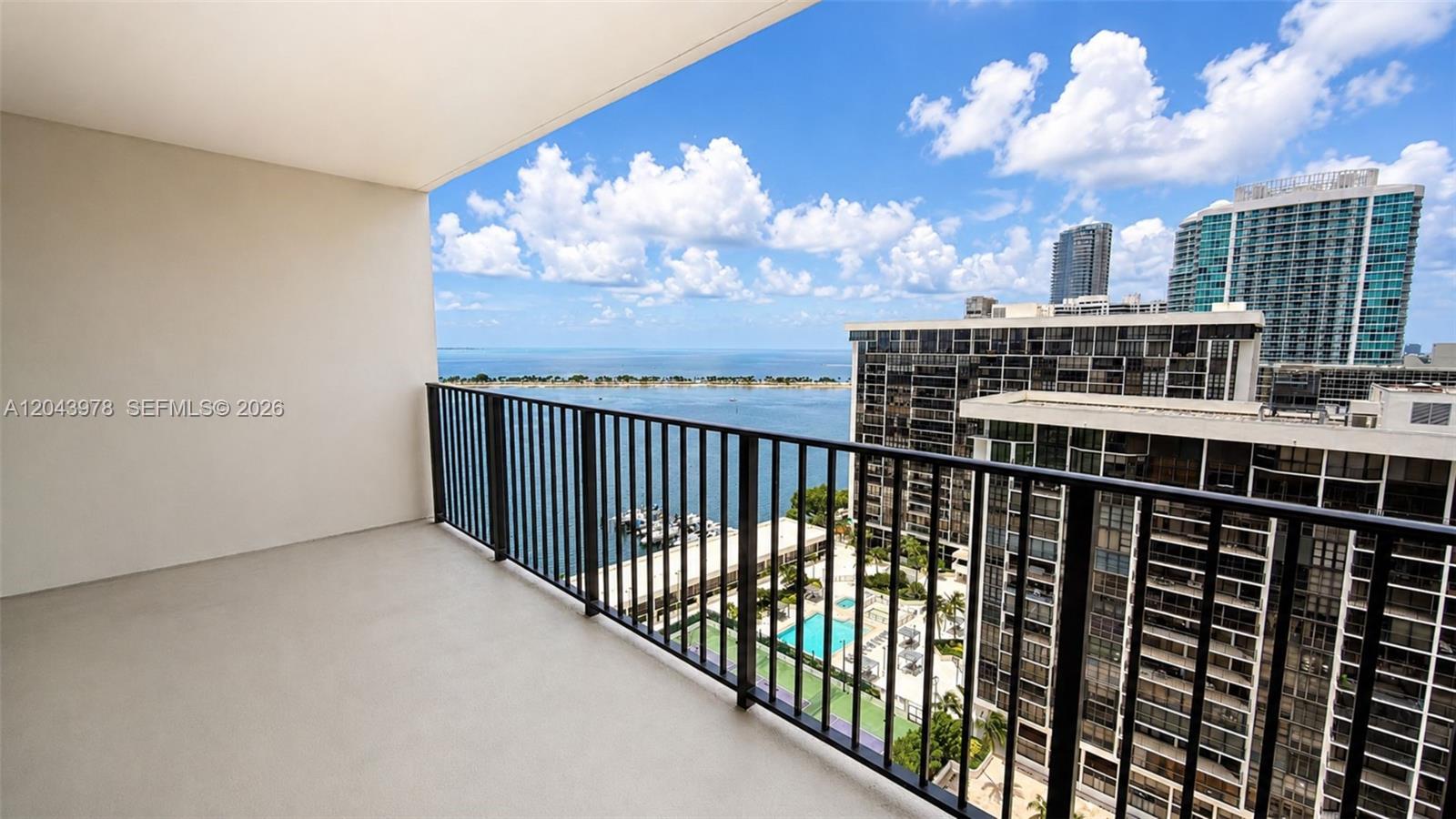 1901 Brickell Av # B2203, Miami FL 33129