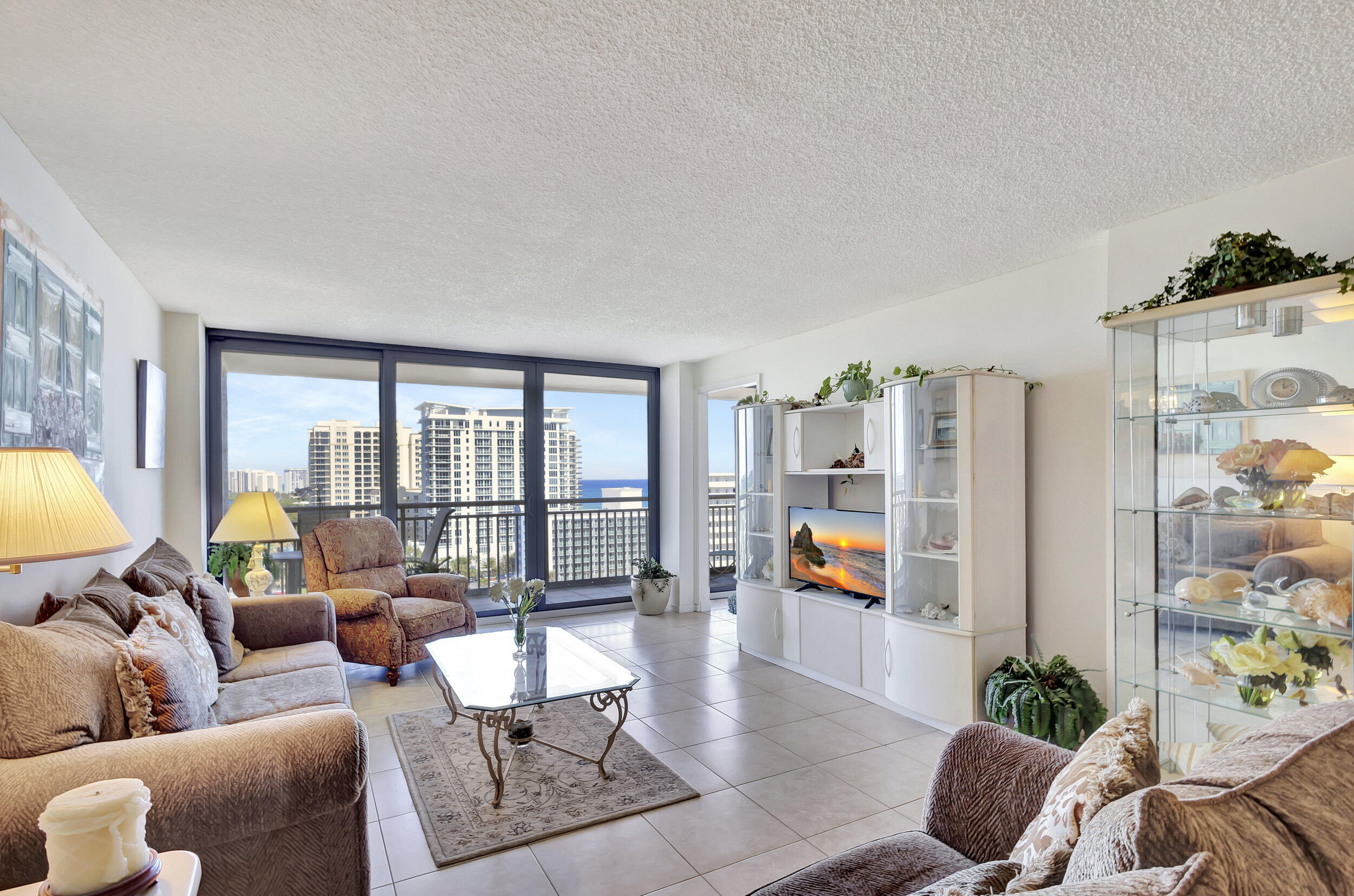 3400 N OCEAN Drive # 1505 — Photo 2