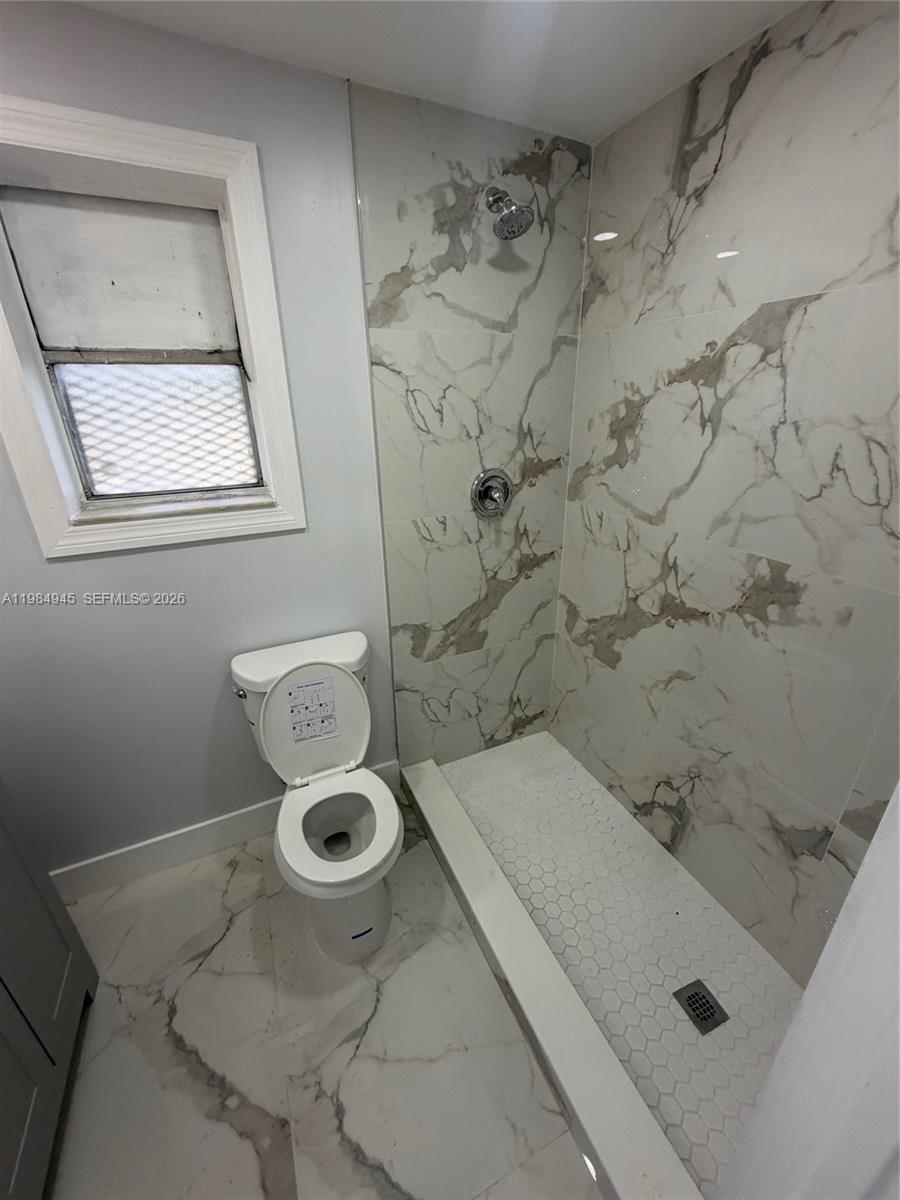 531 NE 58th St # 3 — Photo 5