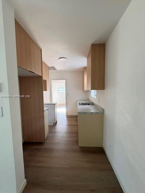 4711 SW 31st Dr # 0 — Photo 5