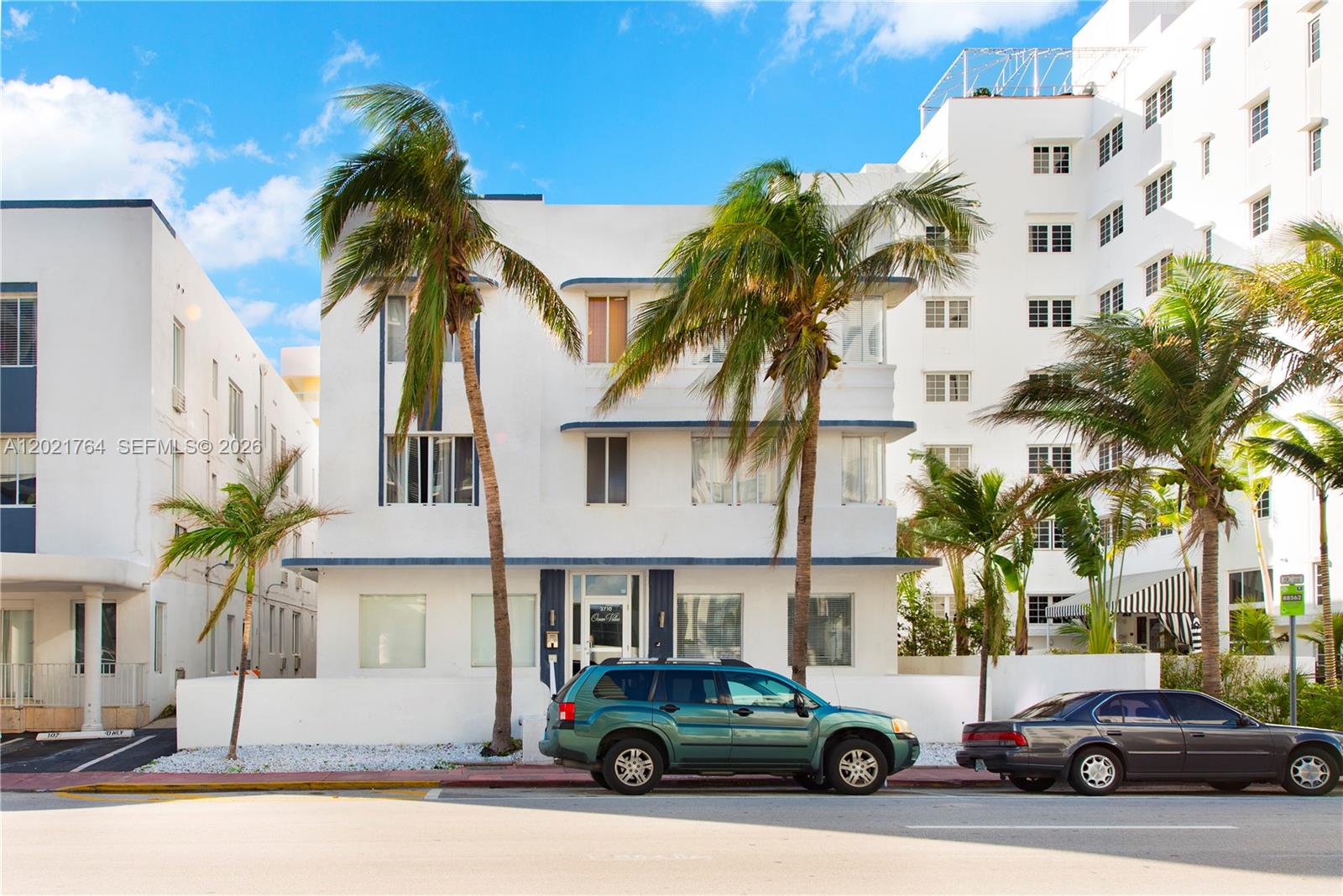 3710 Collins Ave # 305, Miami Beach FL 33140
