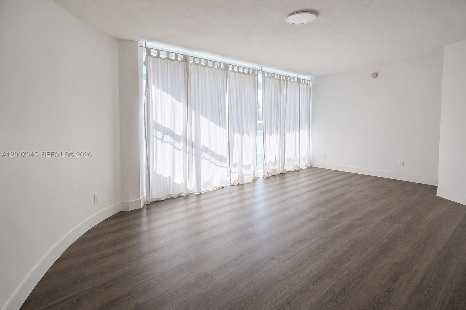 6580 INDIAN CREEK DR # 511, Miami Beach FL 33141
