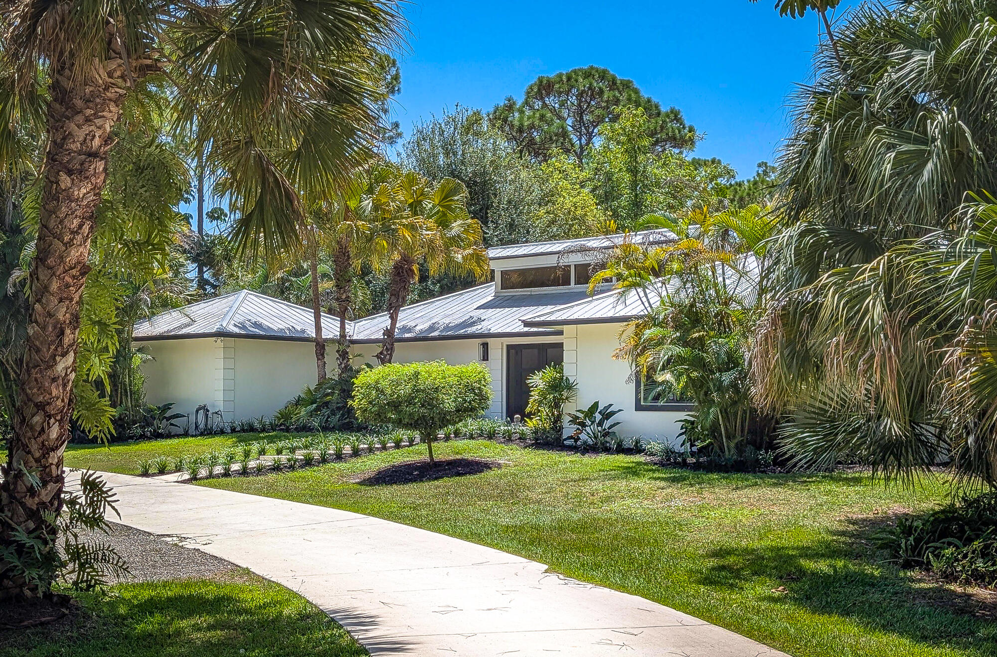 8166 150th Court N, Palm Beach Gardens FL 33418