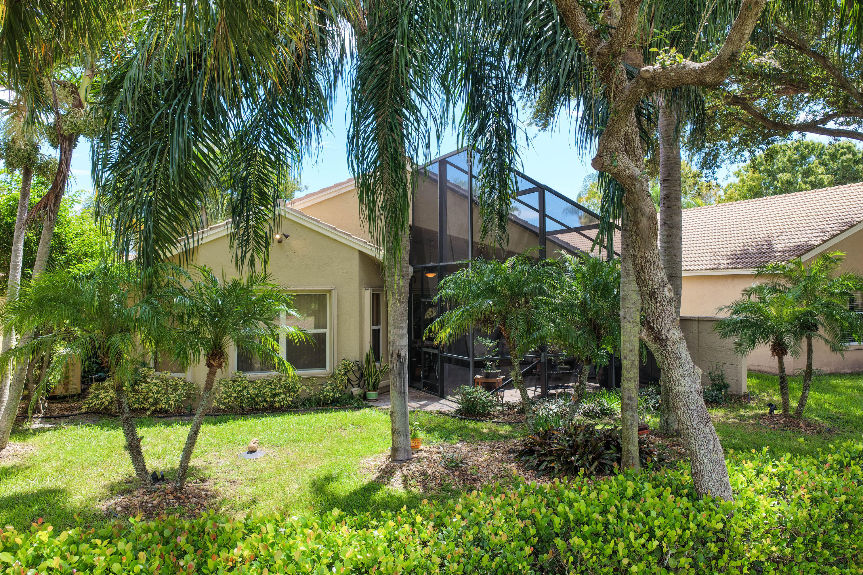 12107 ROMA Road — Photo 3