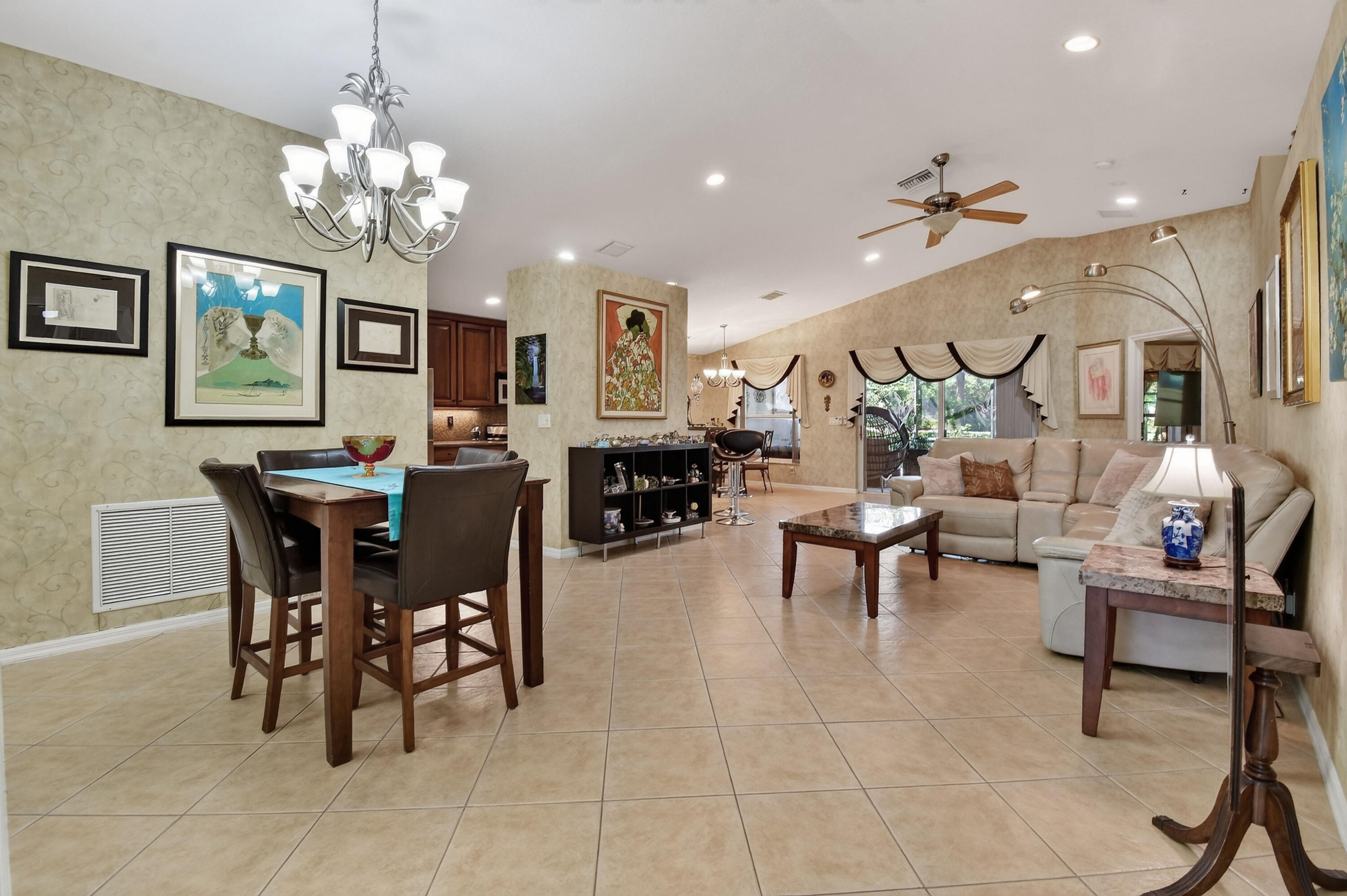 12107 ROMA Road — Photo 5