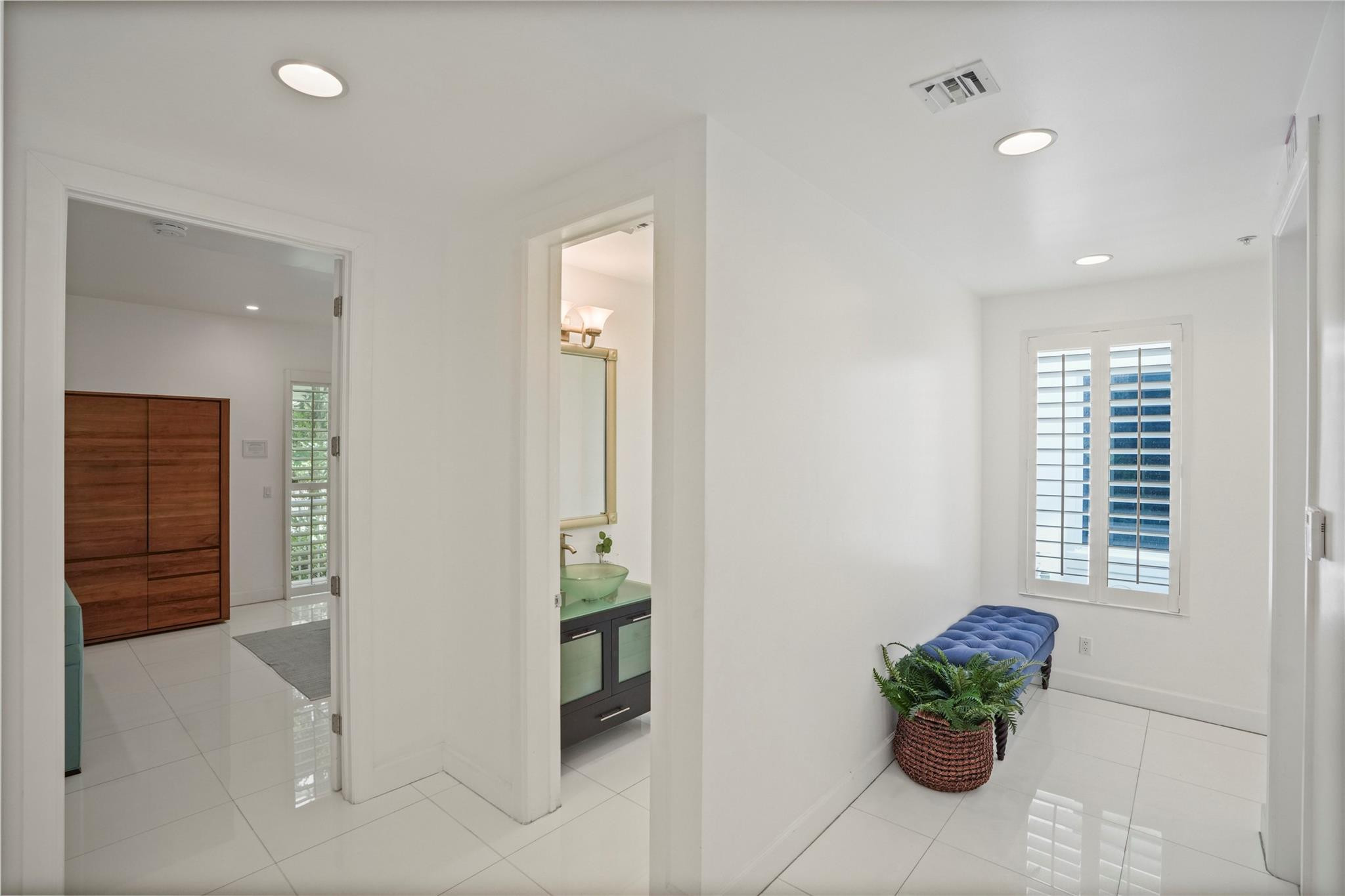 347 Oak Street # B1 — Photo 5