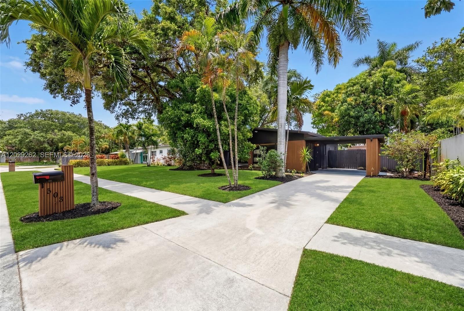 1508 SW 20th Ave — Photo 3
