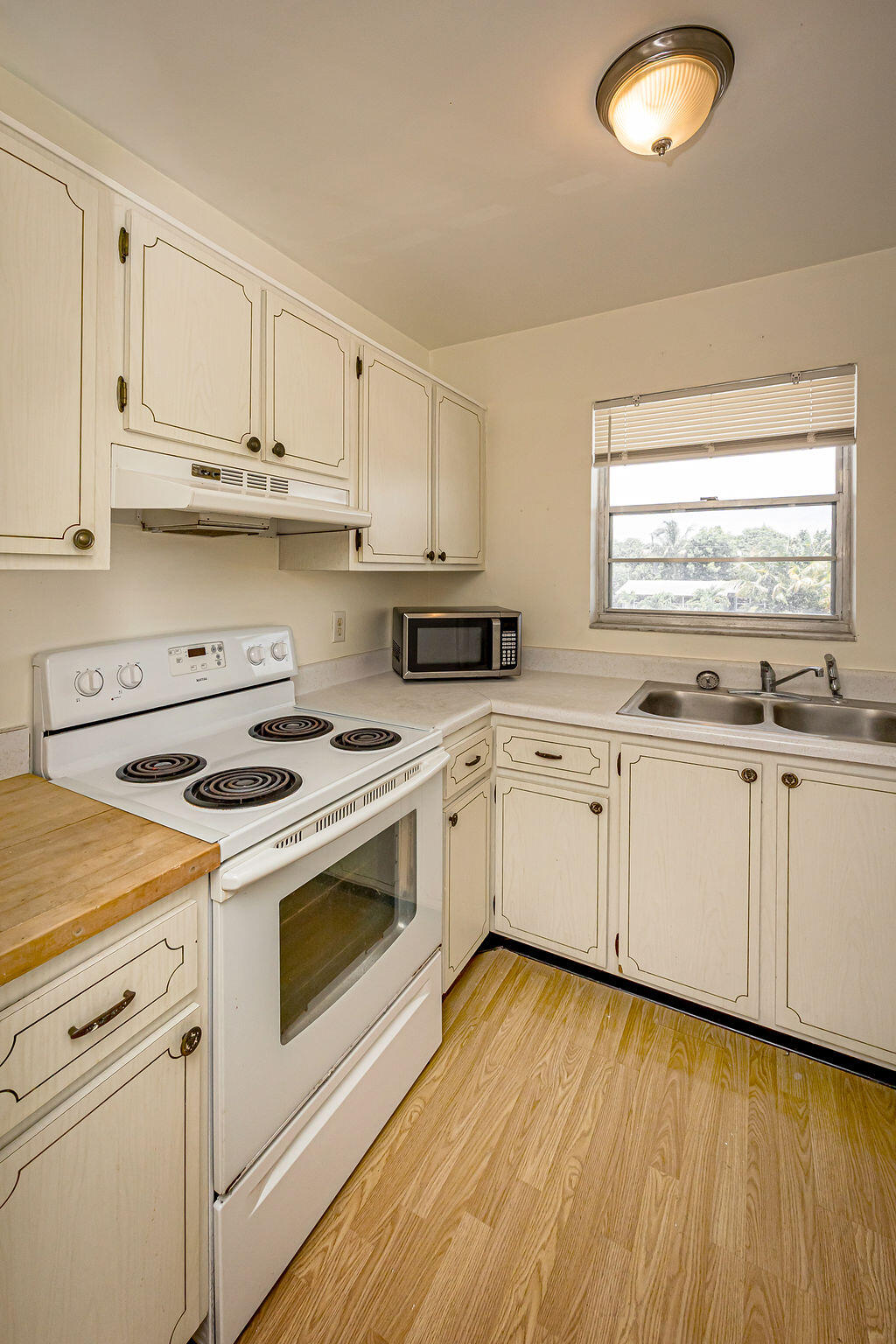 420 W PALM Street # 23 — Photo 4