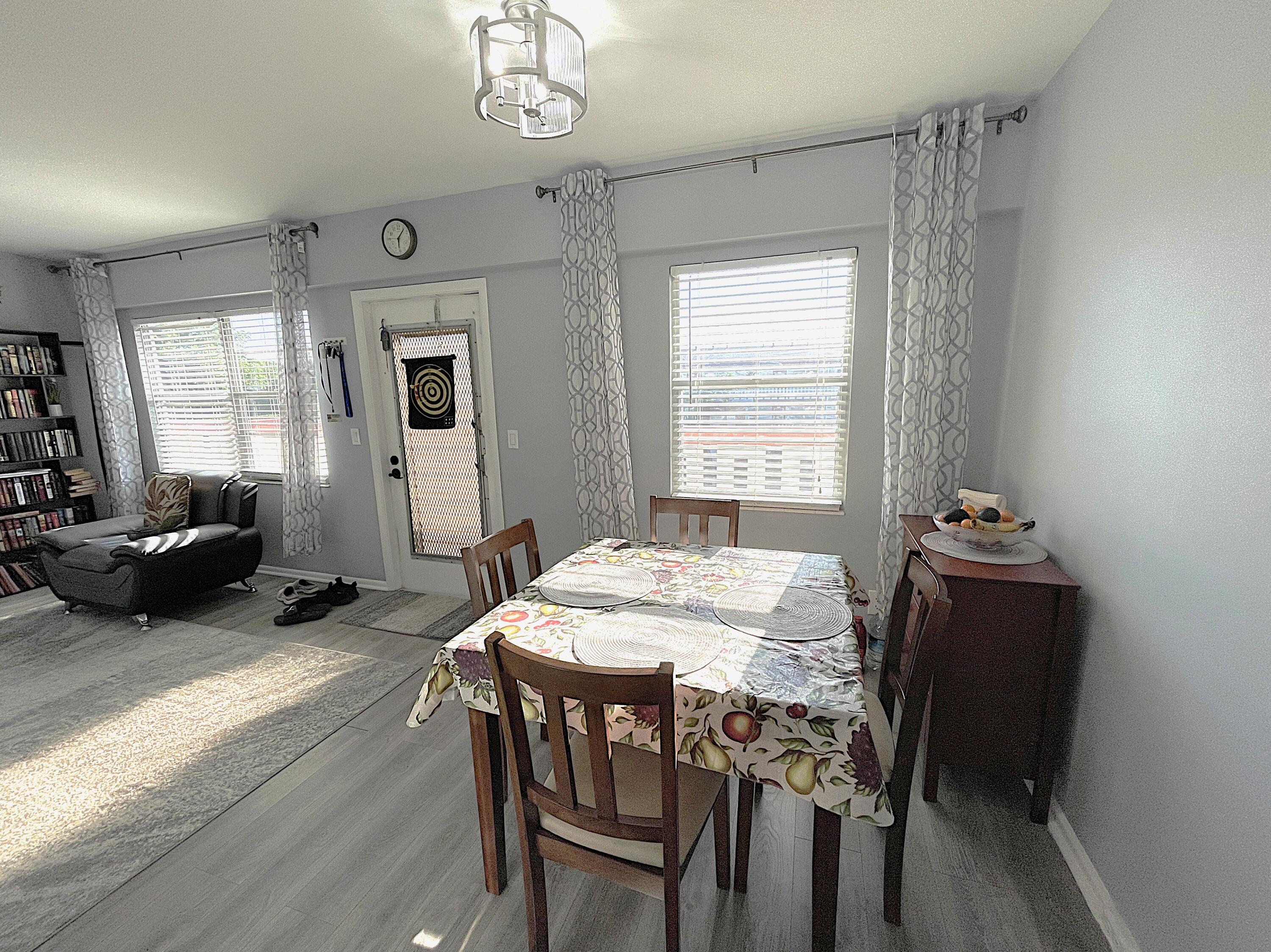 334 Brighton H — Photo 4