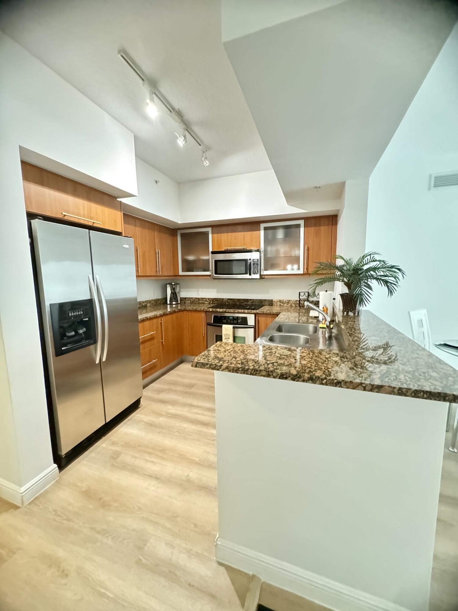 888 S Douglas Road # 1015 View 3
