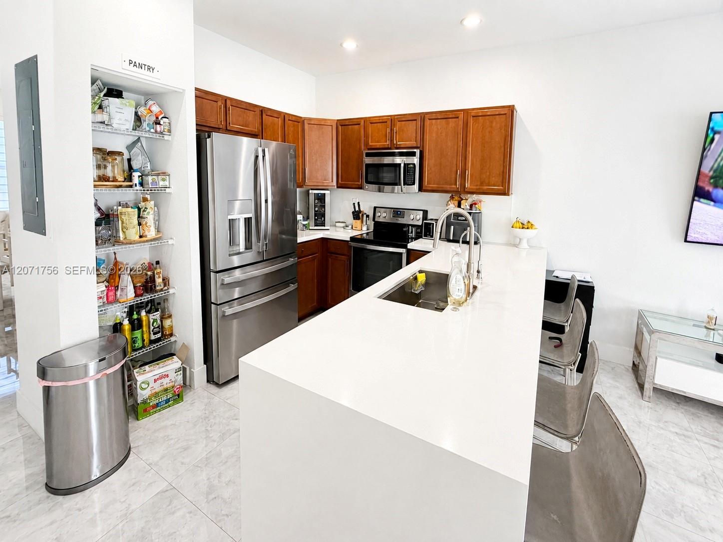 8876 W 35th Way View 4