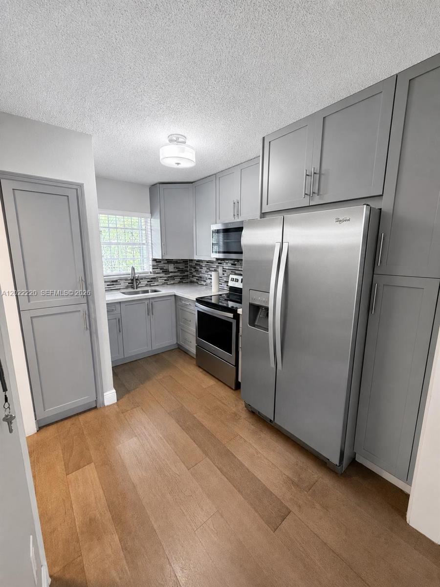 1635 W 44th Pl # 311, Hialeah FL 33012