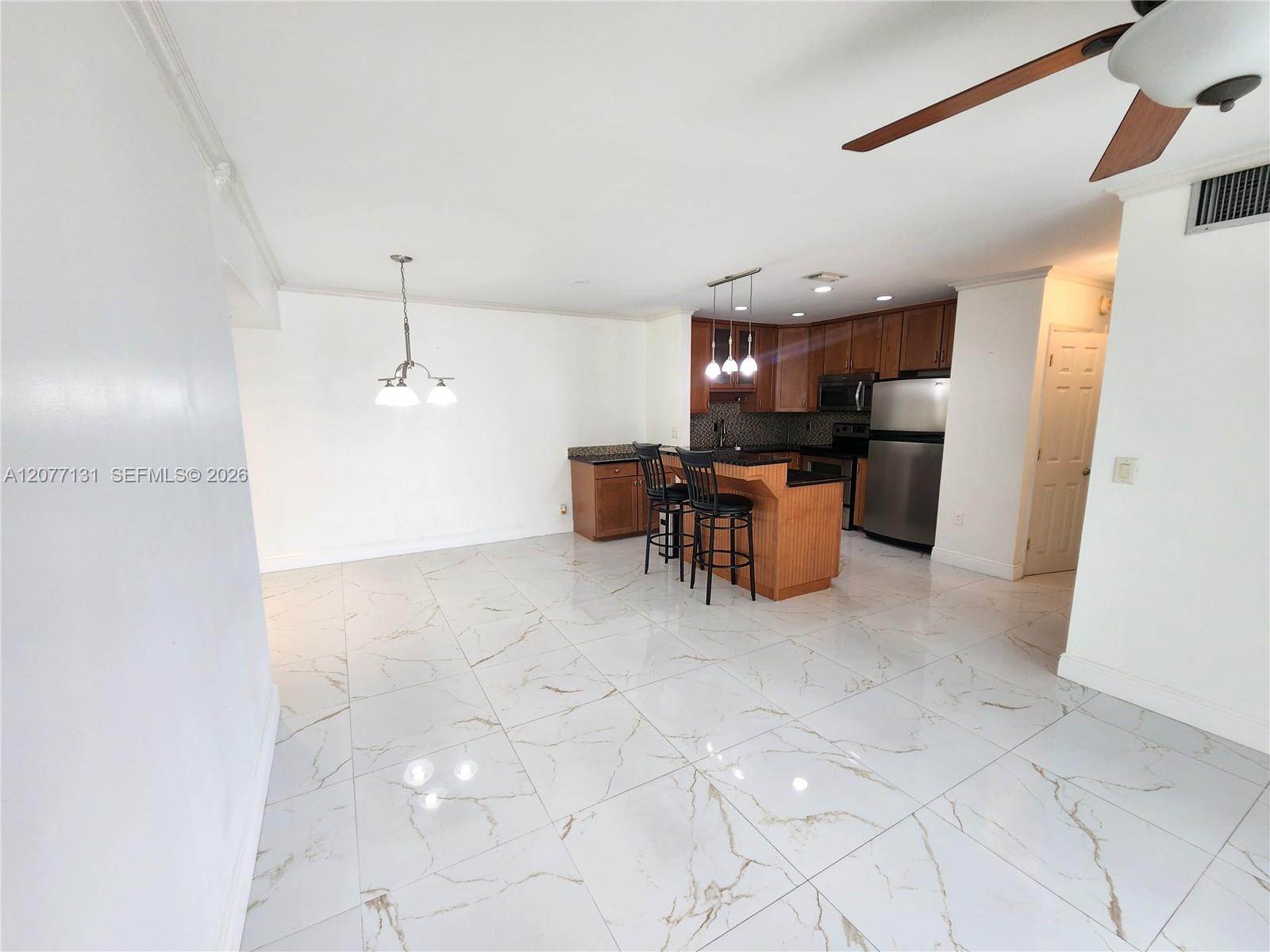 160 Cypress Club Dr # 608 — Photo 4
