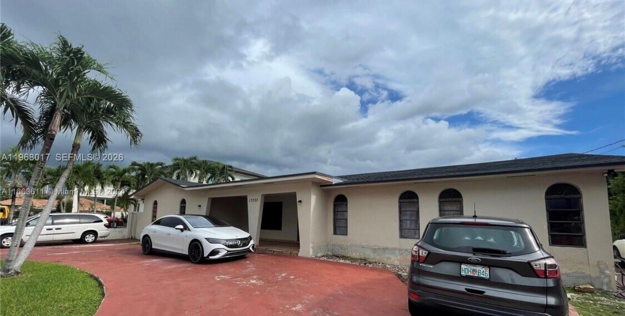 137xx SW 32nd St, Miami FL 33175