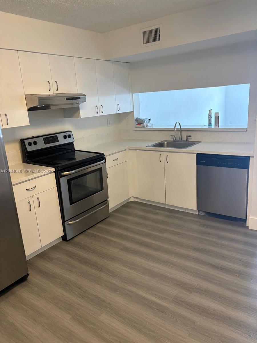 14931 SW 82nd Ter # 206, Miami FL 33193