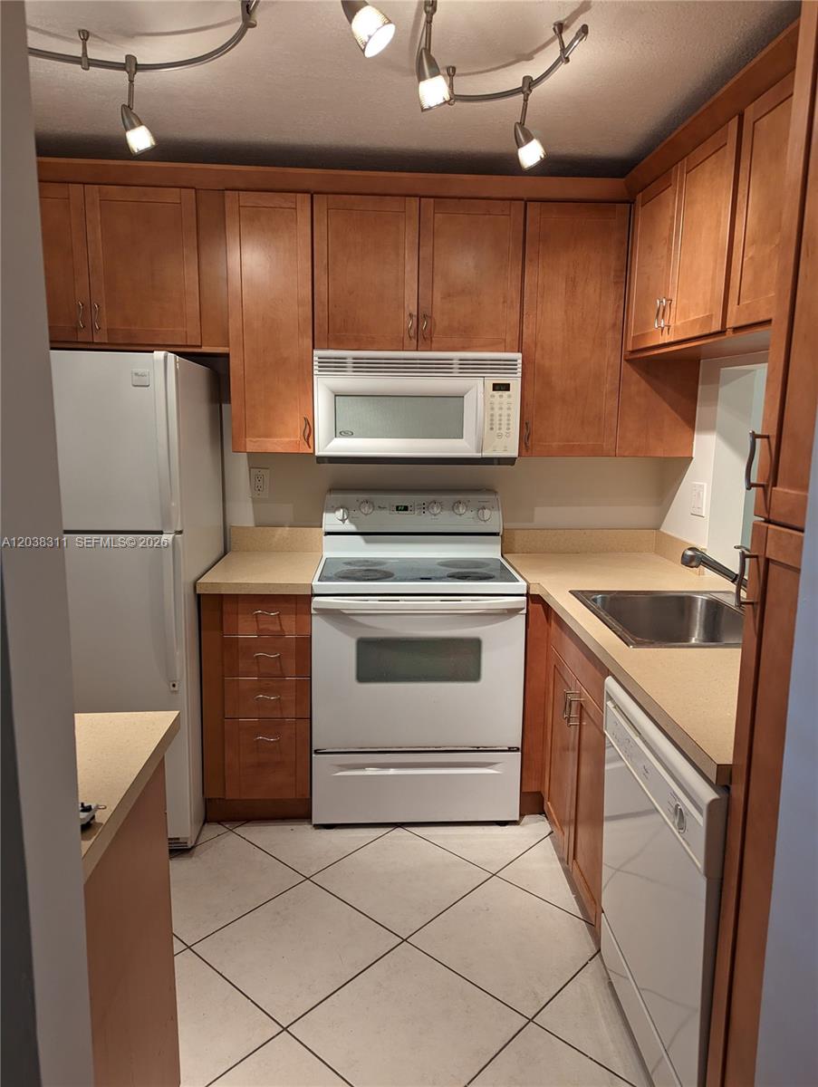 9460 Tangerine Pl # 101, Davie FL 33324