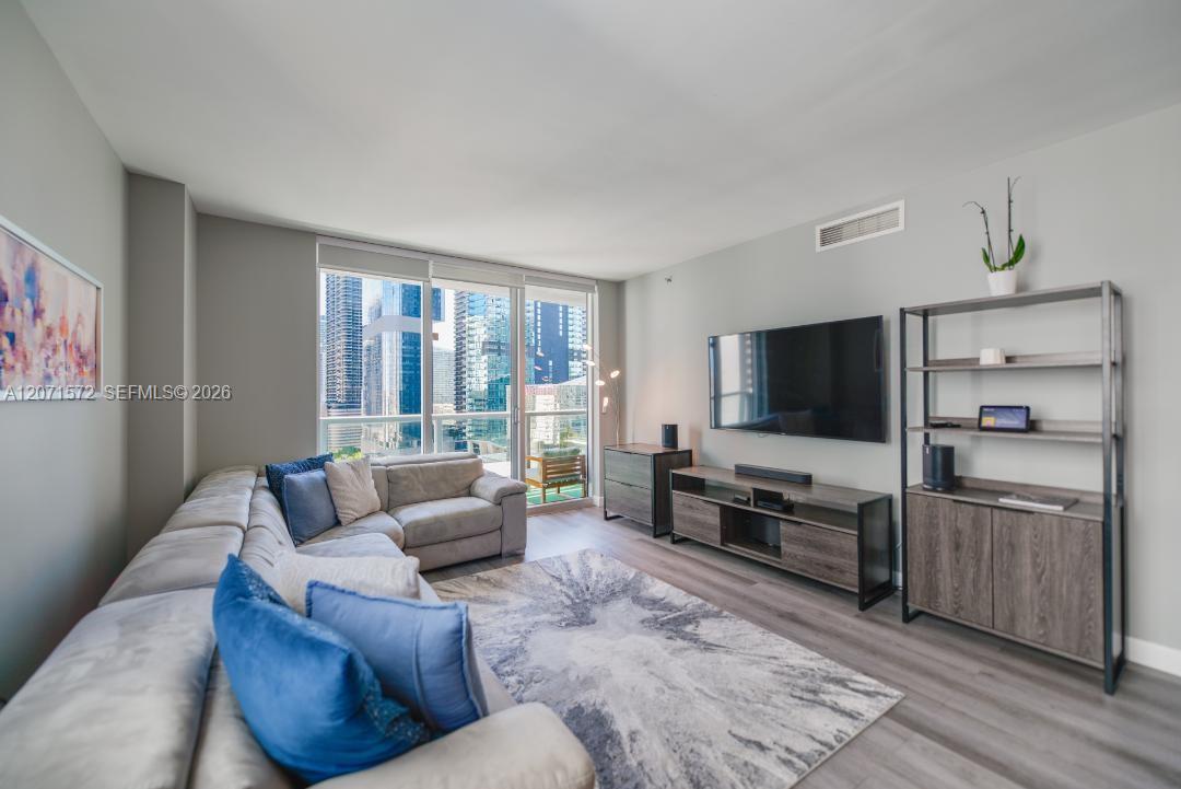 55 SE 6th St # 2110 View 3