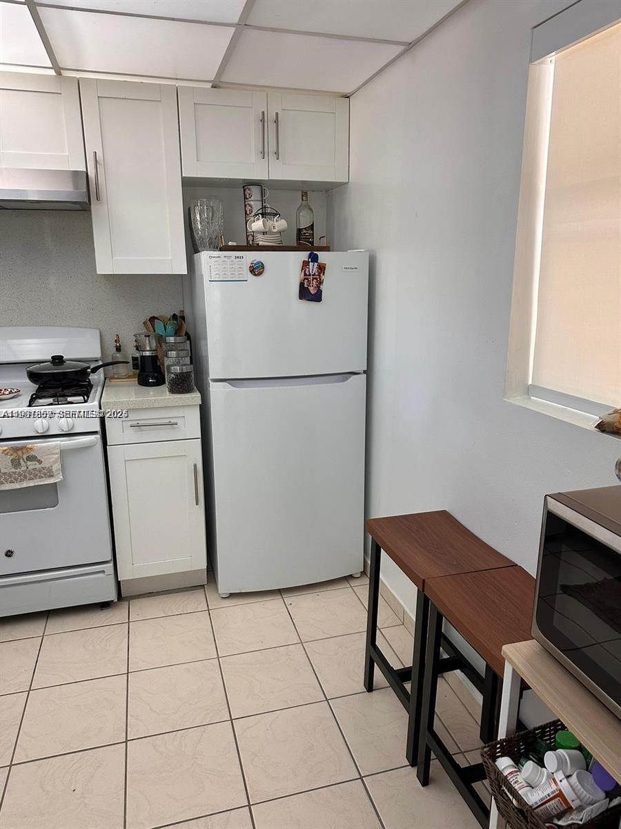 18101 NW 68th Ave # C202 — Photo 3