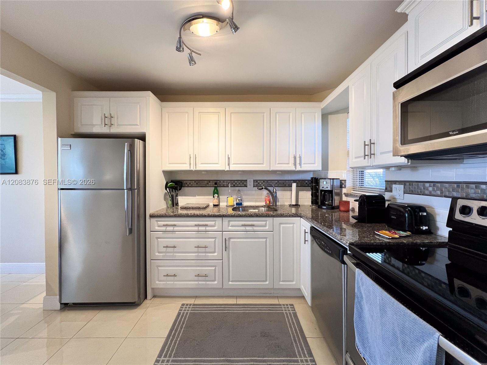 8900 Washington Blvd # 401A — Photo 3