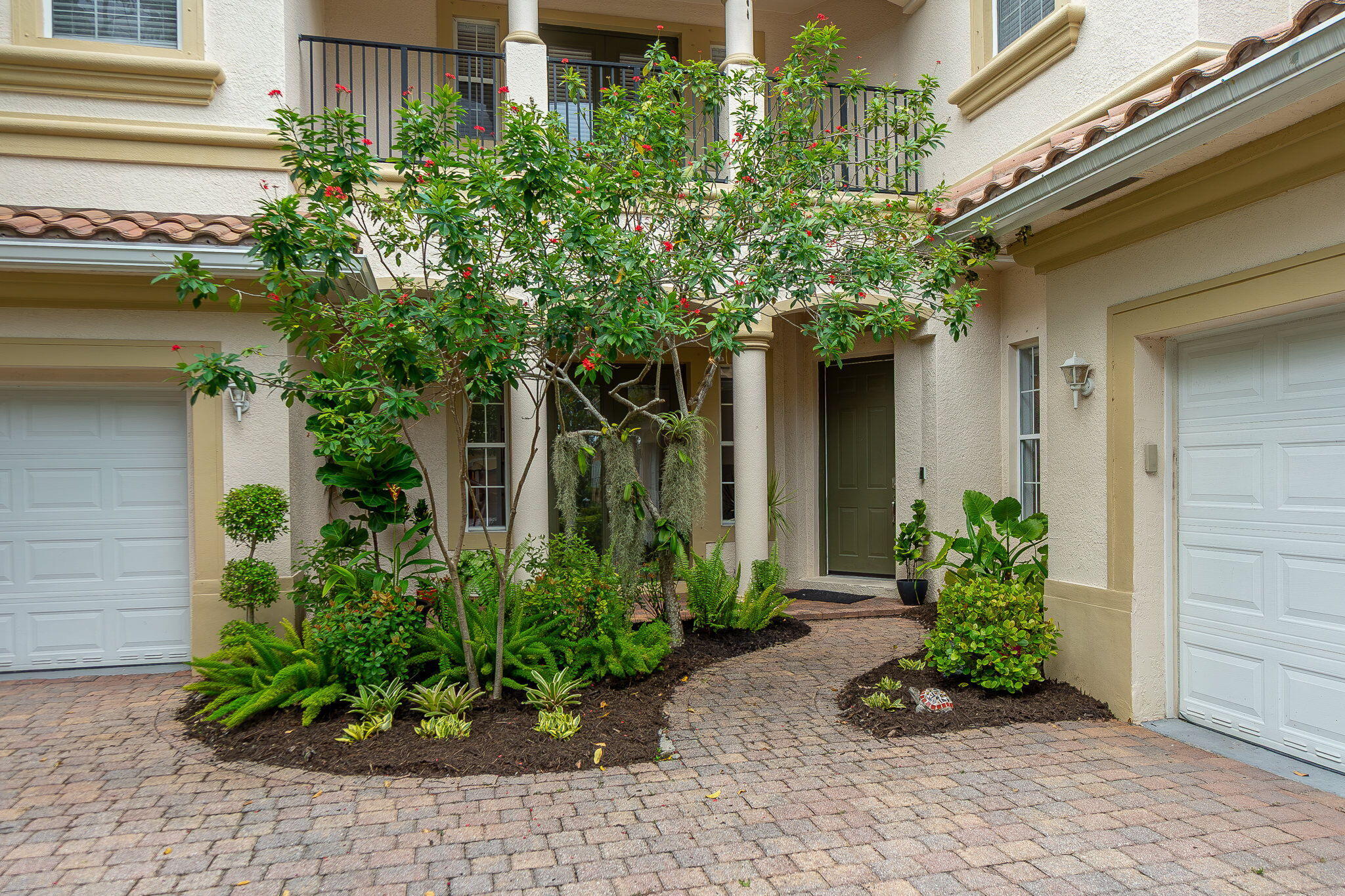 428 Cresta Circle — Photo 3