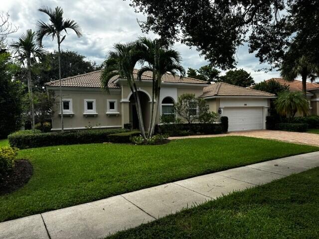 103 MAGNOLIA Way, Tequesta FL 33469