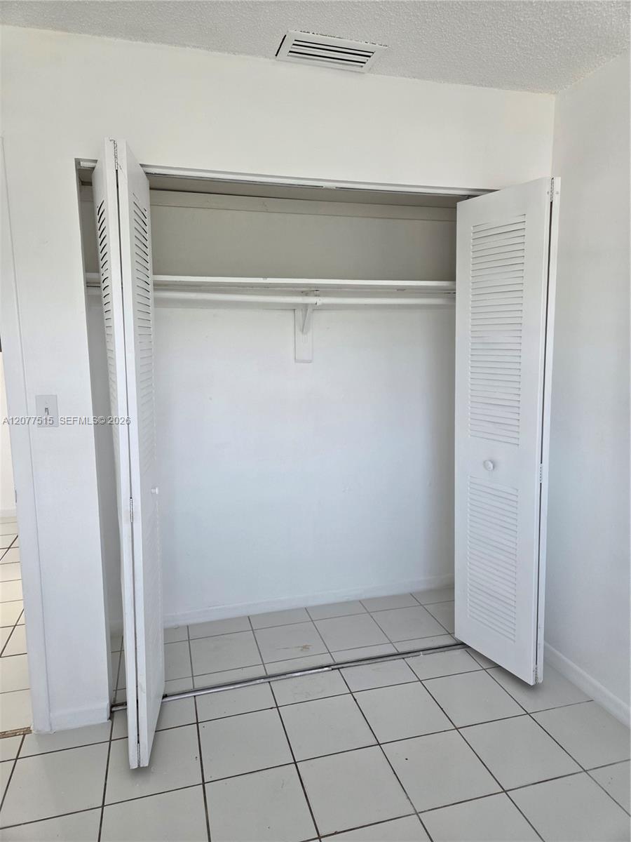 4030 SW 61st Ave # 8 — Photo 3