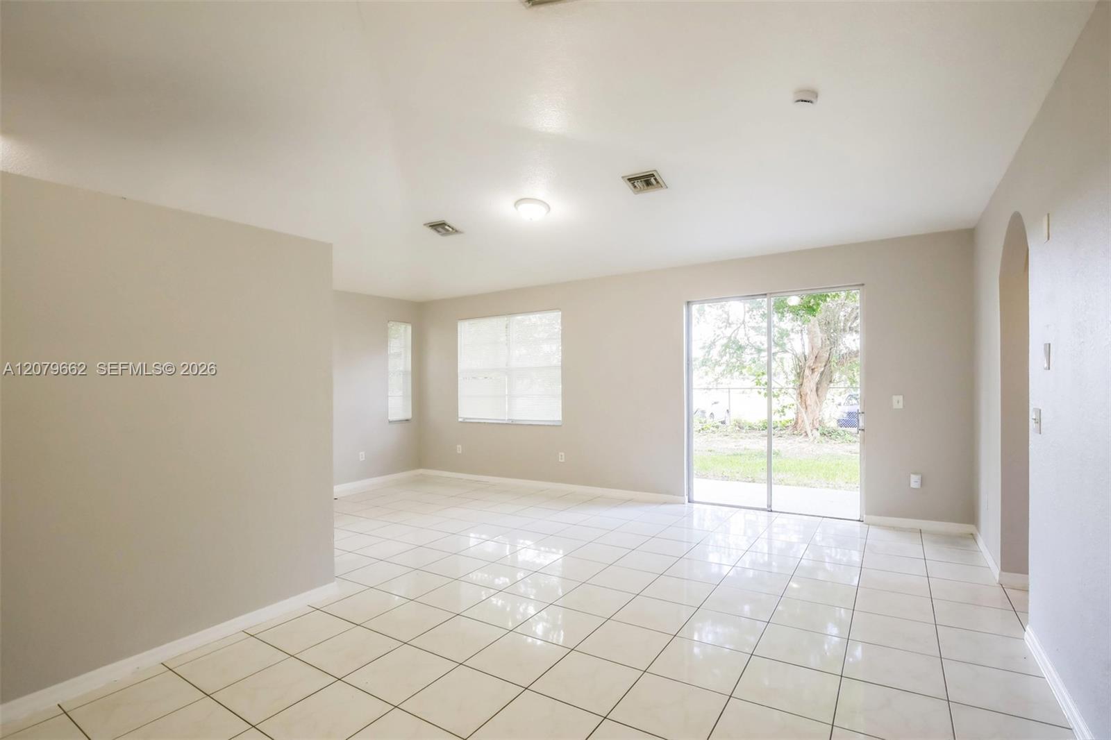 18800 SW 352nd St — Photo 3