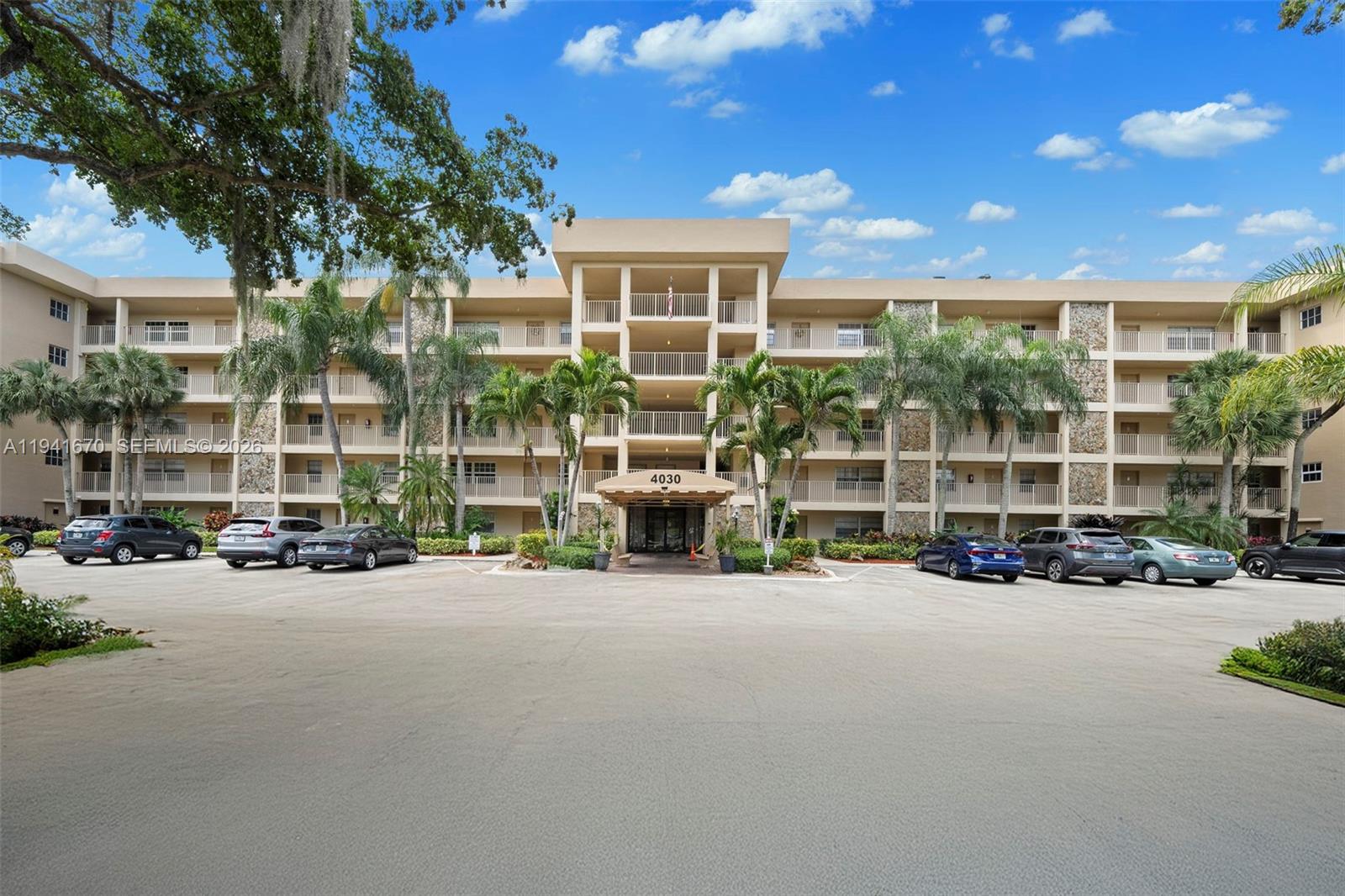 4030 W Palm Aire Dr # 408, Pompano Beach FL 33069