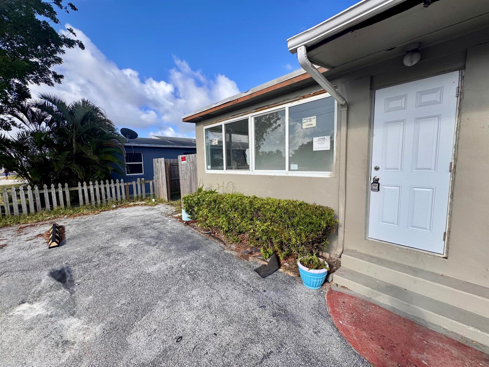 2513 Avenue E, Riviera Beach FL 33404