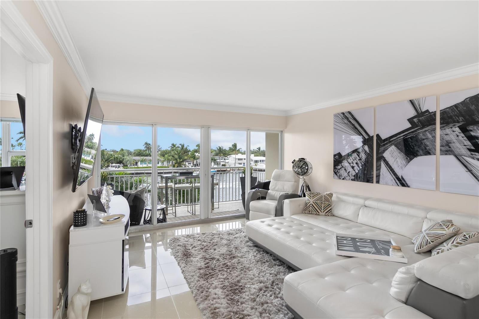 2611 N Riverside Drive # 307, Pompano Beach FL 33062