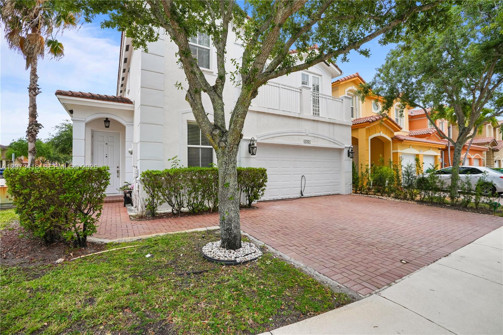 8741 NW 110th Ave — Photo 3