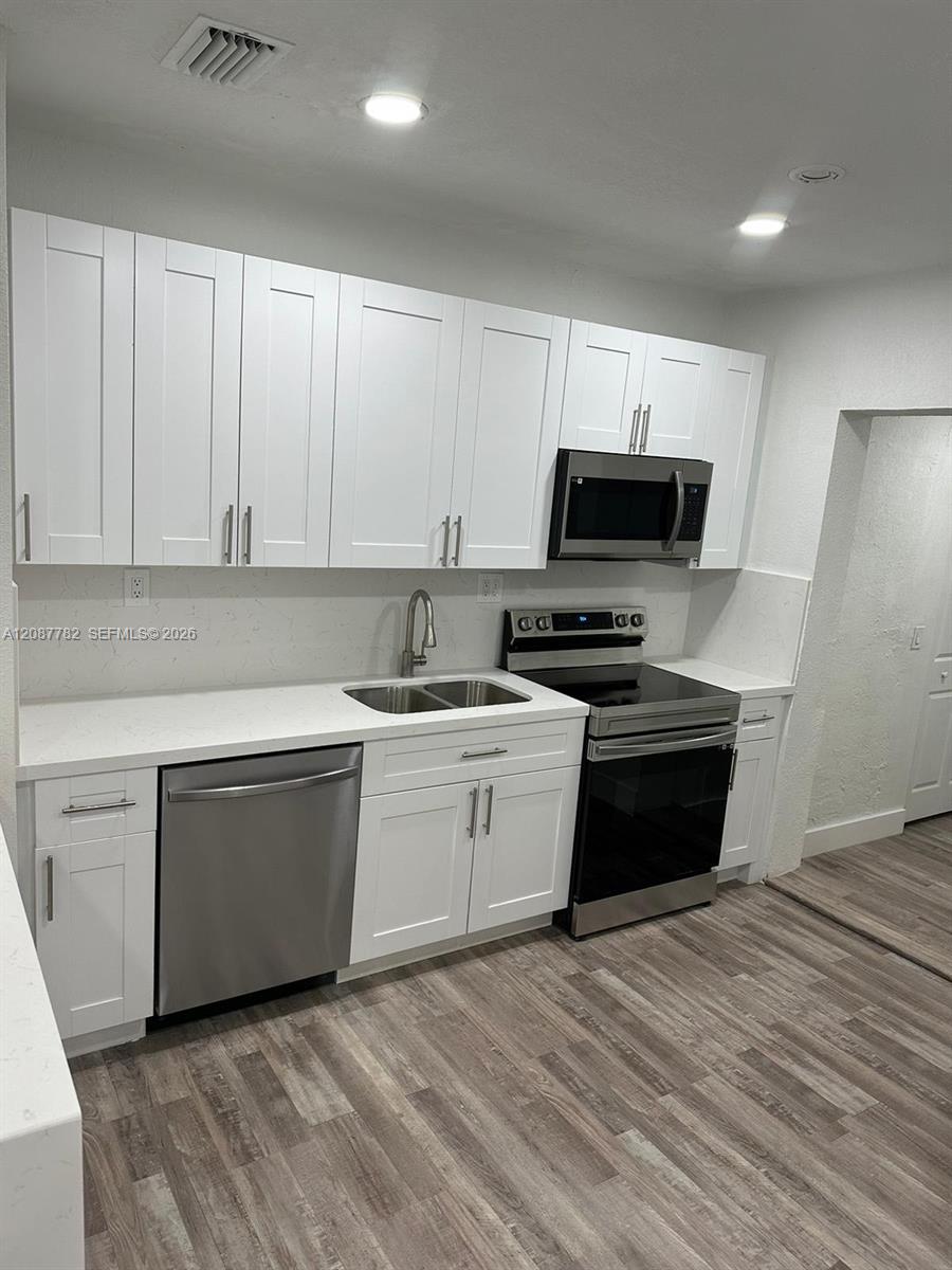 3045 SW 21st St # 3047, Miami FL 33145