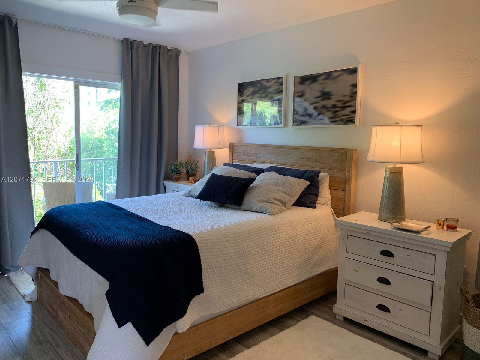 1860 Venice Park Dr # 206 View 10