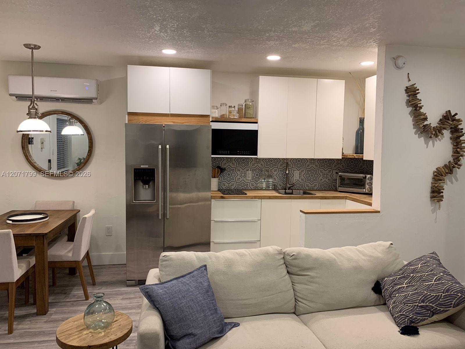 1860 Venice Park Dr # 206 View 5