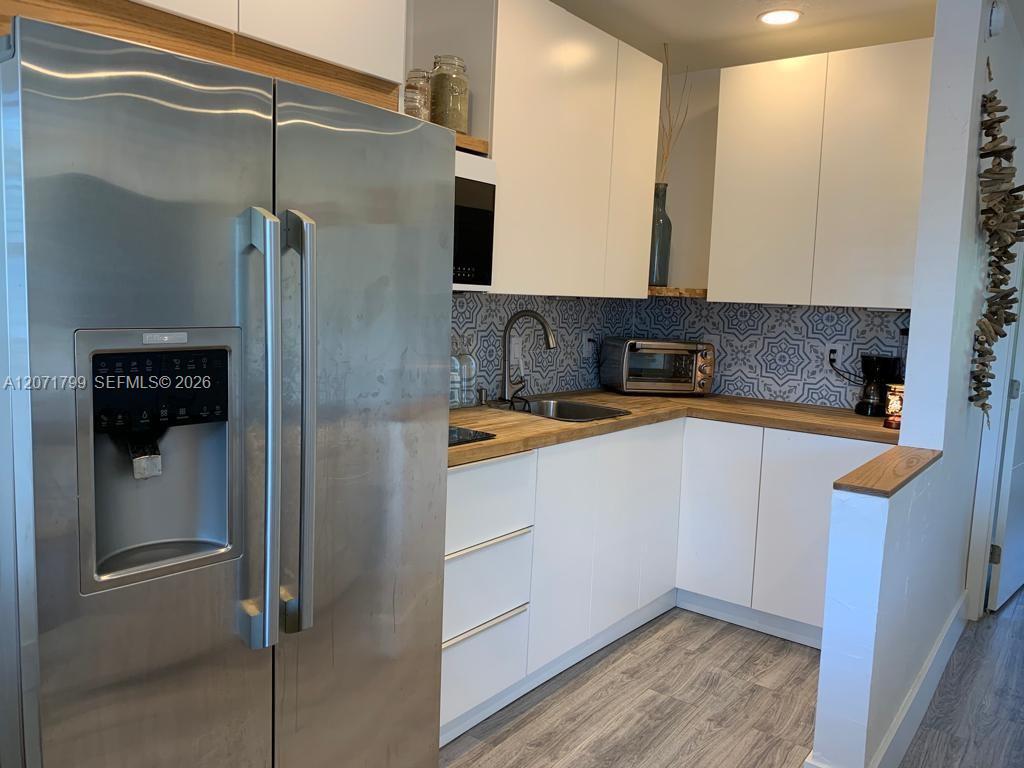 1860 Venice Park Dr # 206 View 7