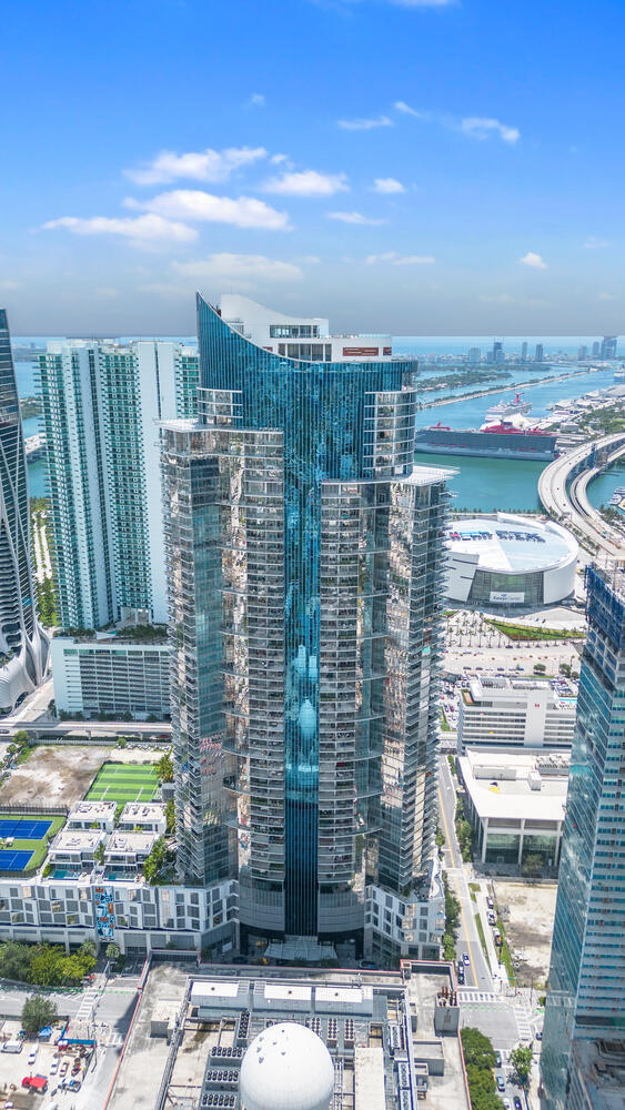 851 NE 1st Avenue # 306, Miami FL 33132